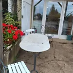 Ferme Aux Arbres, Gite, Rez-de-chaussee, Parking Clos Par Portail
