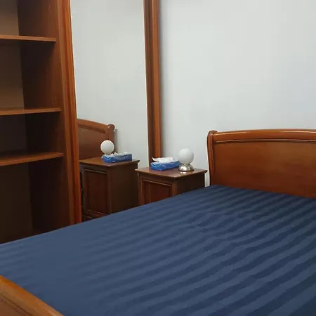 Ferme Aux Arbres, Gite, Rez-de-chaussee, Parking Clos Par Portail Apartment Lanfroicourt